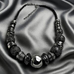 Chunky Metallic Bead Statement Necklace – Textured Silver & Black Glitter Beads